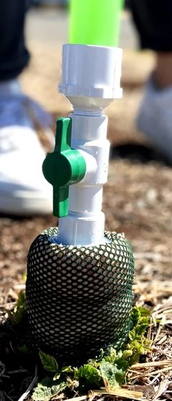 Smucker Manufacturing hand held Green Weeder Sponge Dauber